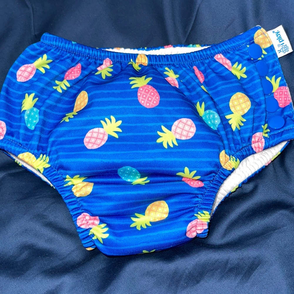 Reusable swim diaper